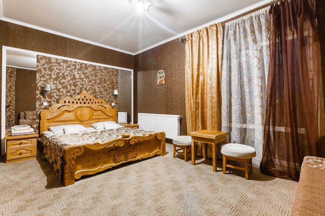 Everest Ivano-Frankivsk Exterior foto