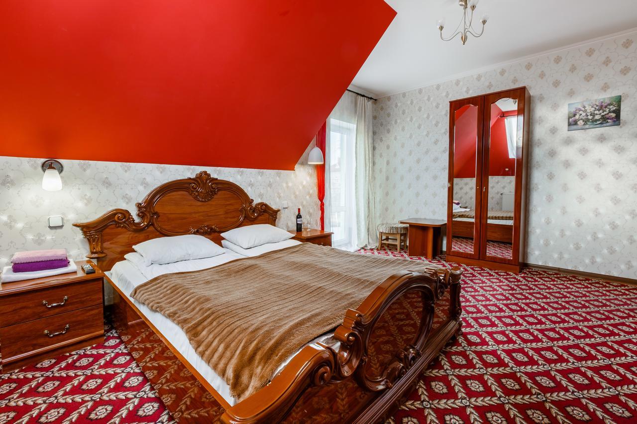 Everest Ivano-Frankivsk Exterior foto